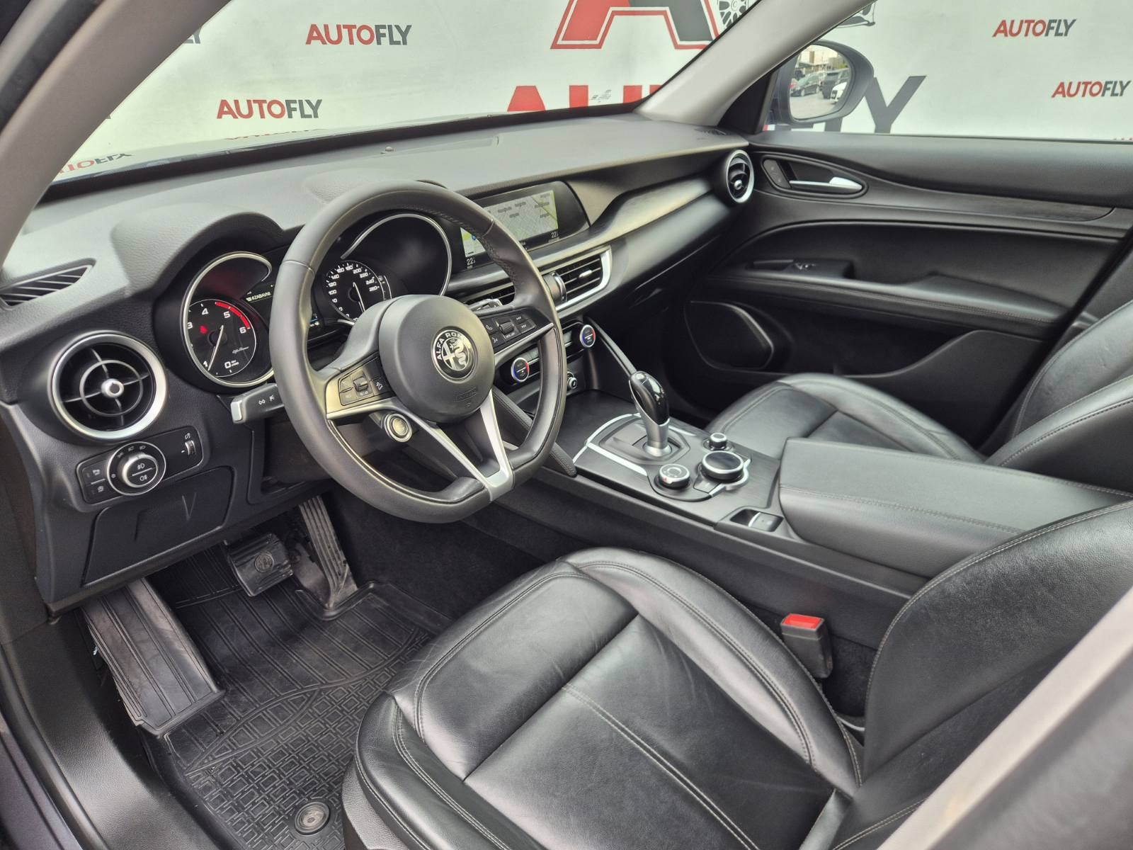 Alfa Romeo Stelvio 2.2 JTD, Kamera, Koža, Navigacija, PDC, 20", fotografija 16