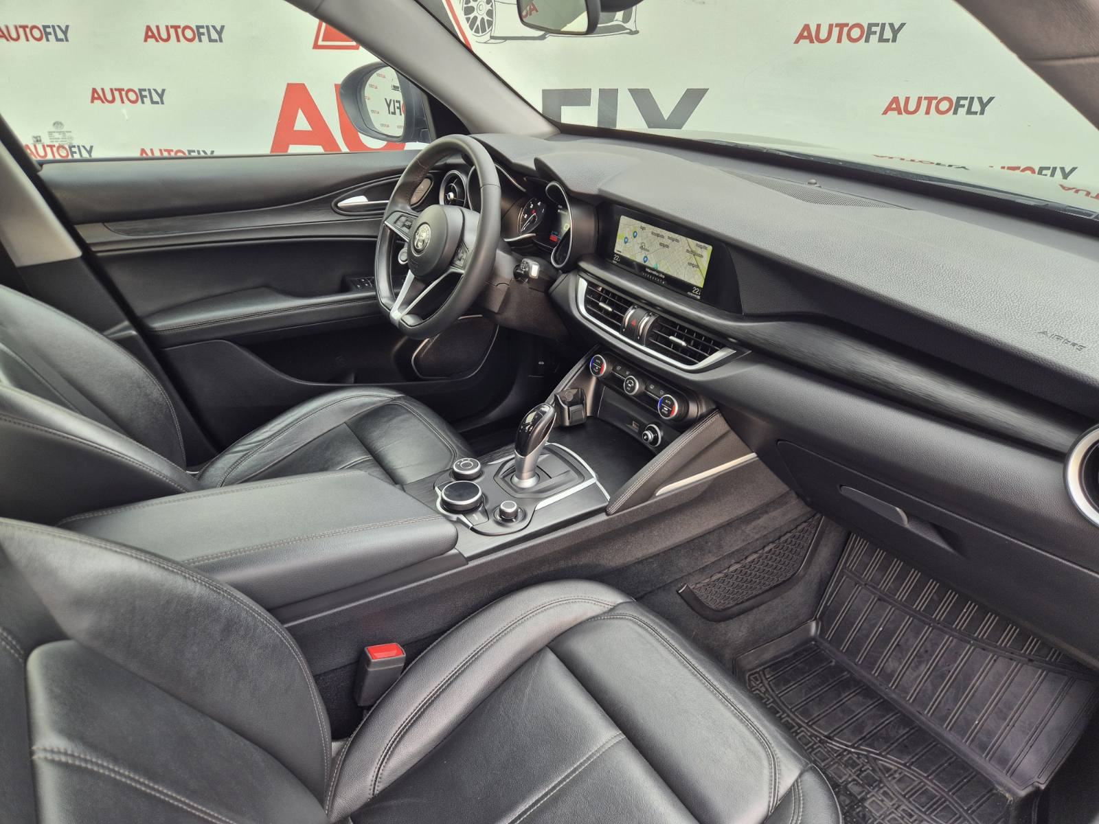 Alfa Romeo Stelvio 2.2 JTD, Kamera, Koža, Navigacija, PDC, 20", fotografija 18