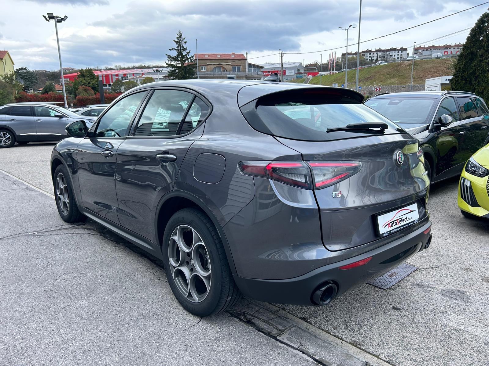 Alfa Romeo Stelvio 2,2 JTD - Q4 - 2024 - 45.000KM - HR AUTO!!, fotografija 6