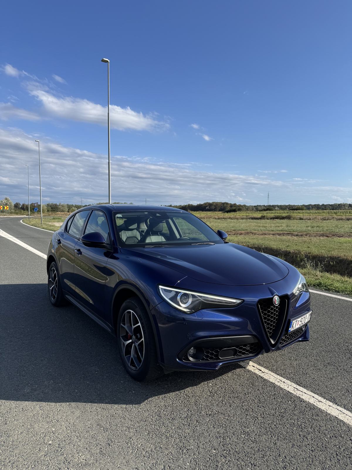Alfa Romeo Stelvio 2.2 JTD Q4 automatik, fotografija 2