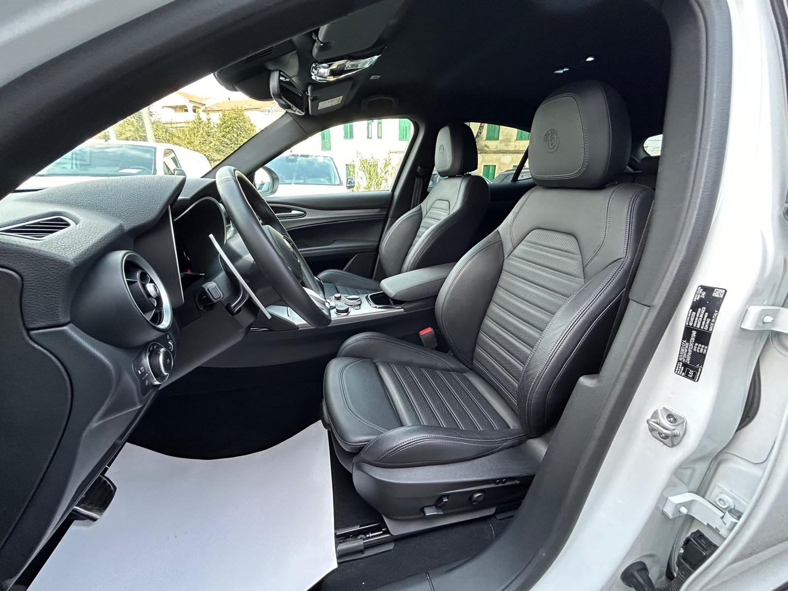 Alfa Romeo Stelvio 2,2 JTD Q4 Veloce - 2025 - 19.000km - FULL - REG !!, fotografija 7