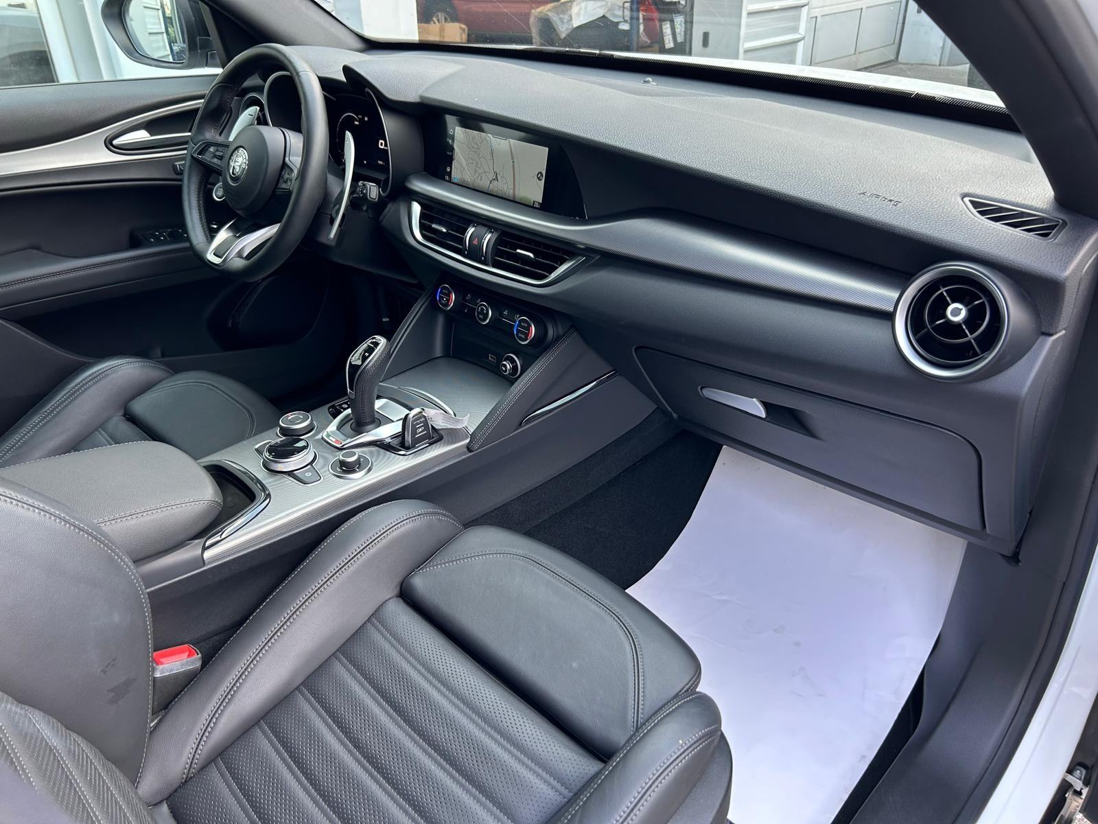 Alfa Romeo Stelvio 2,2 JTD Q4 Veloce - 2025 - 19.000km - FULL - REG !!, fotografija 8