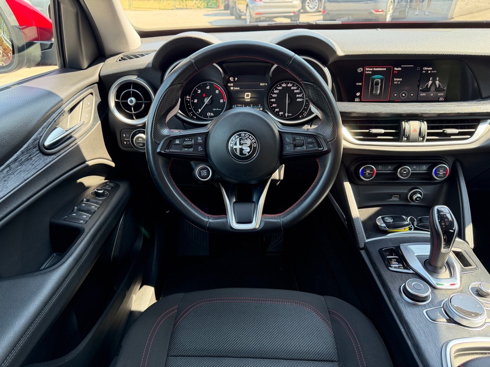 Alfa Romeo Stelvio 2.2 JTD "ROSSO EDIZIONE",ALU 19,RADAR,KAMERA,U PDVU, fotografija 9