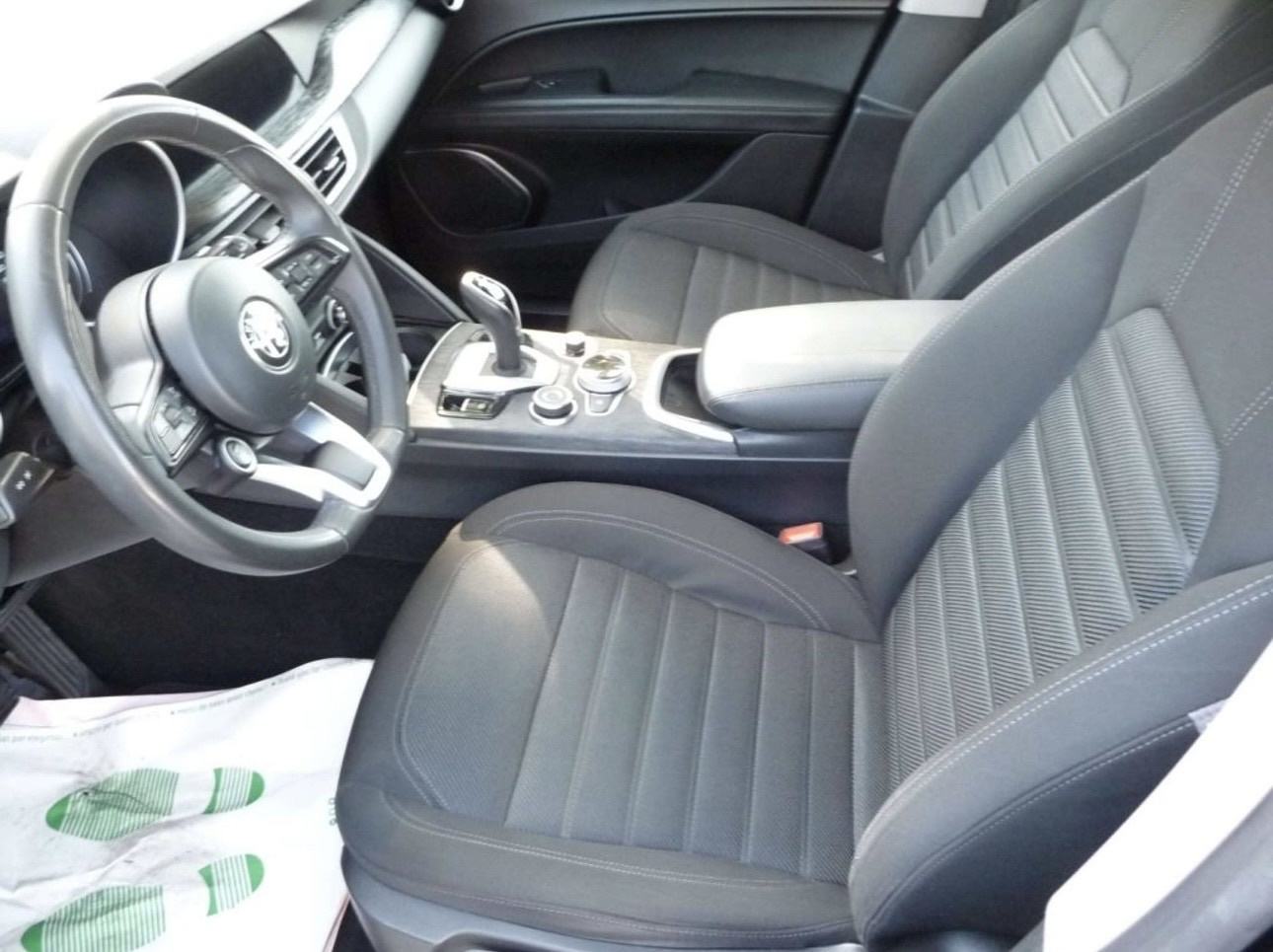 Alfa Romeo Stelvio 2,2 JTDM 190KS Q4 AUTOMATIK —Mod 2022—4X4 POGON—TOP, fotografija 10