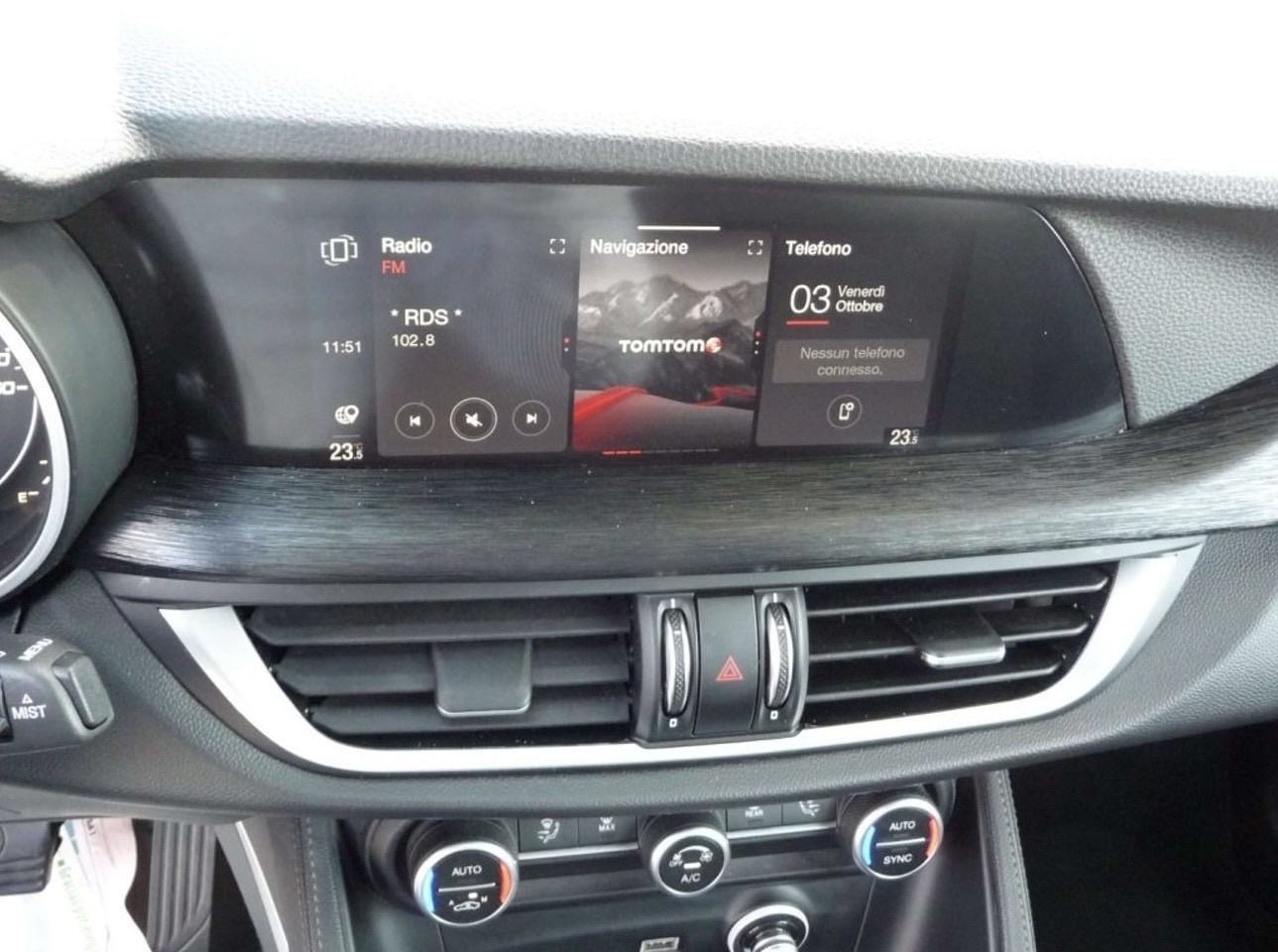 Alfa Romeo Stelvio 2,2 JTDM 190KS Q4 AUTOMATIK —Mod 2022—4X4 POGON—TOP, fotografija 7