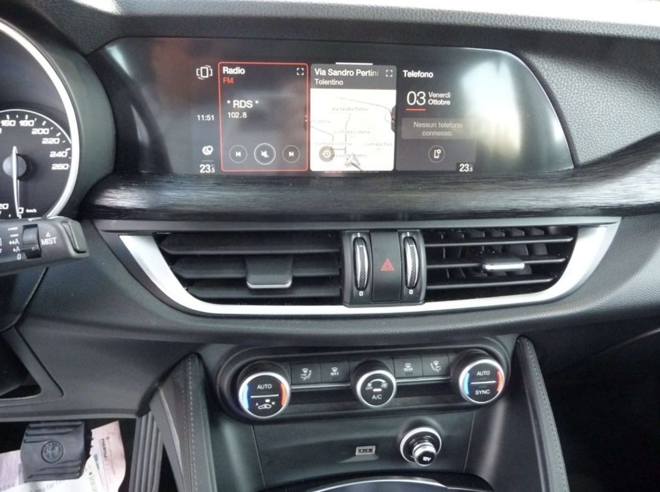 Alfa Romeo Stelvio 2,2 JTDM 190KS Q4 AUTOMATIK —Mod 2022—4X4 POGON—TOP, fotografija 6