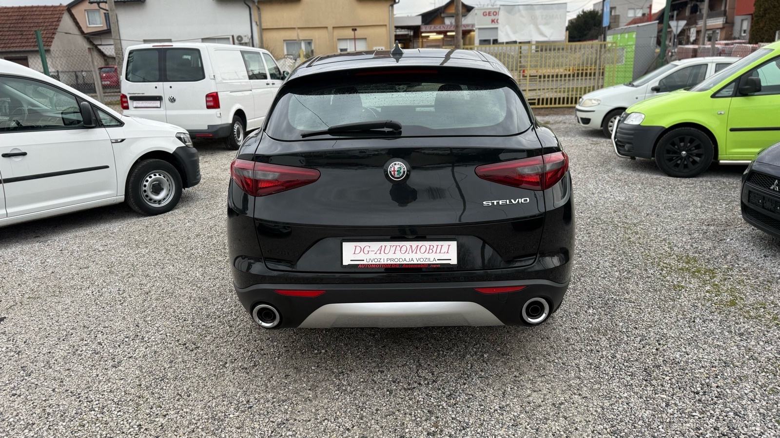 Alfa Romeo Stelvio 2,2 Diesel automatik F1 NAVI KAMERA, fotografija 19