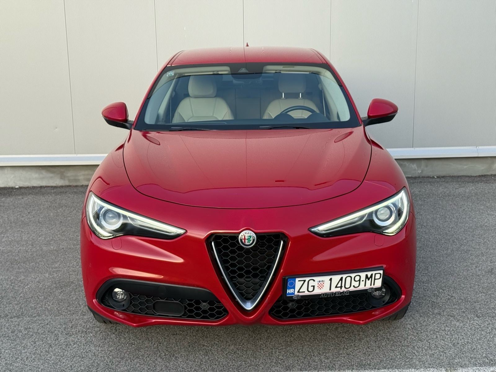 Alfa Romeo Stelvio 2.2 JTDM*AUTOMATIK*KAMERA*105.000km*V+M SERVIS*, fotografija 5