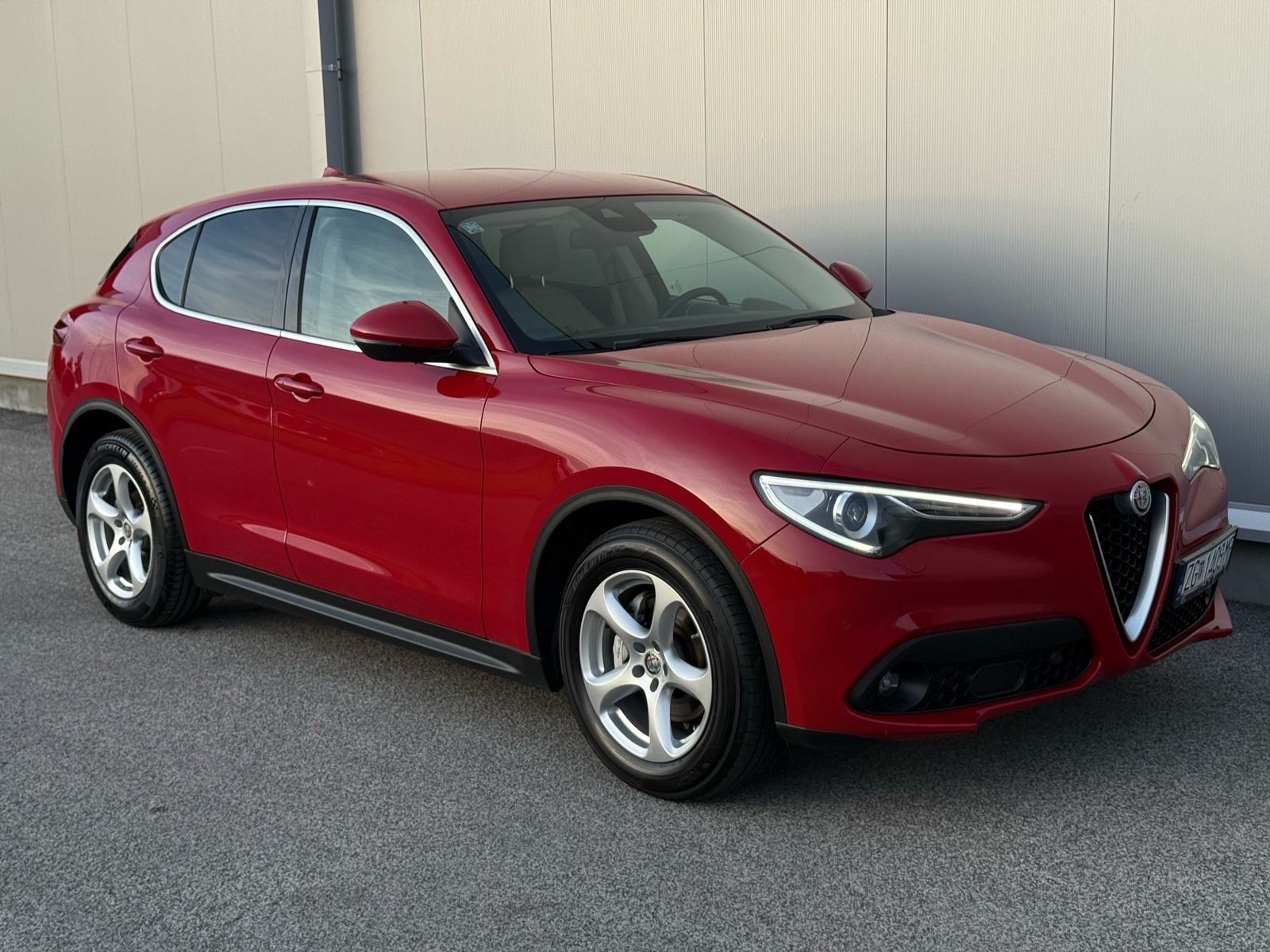 Alfa Romeo Stelvio 2.2 JTDM*AUTOMATIK*KAMERA*105.000km*V+M SERVIS*, fotografija 12