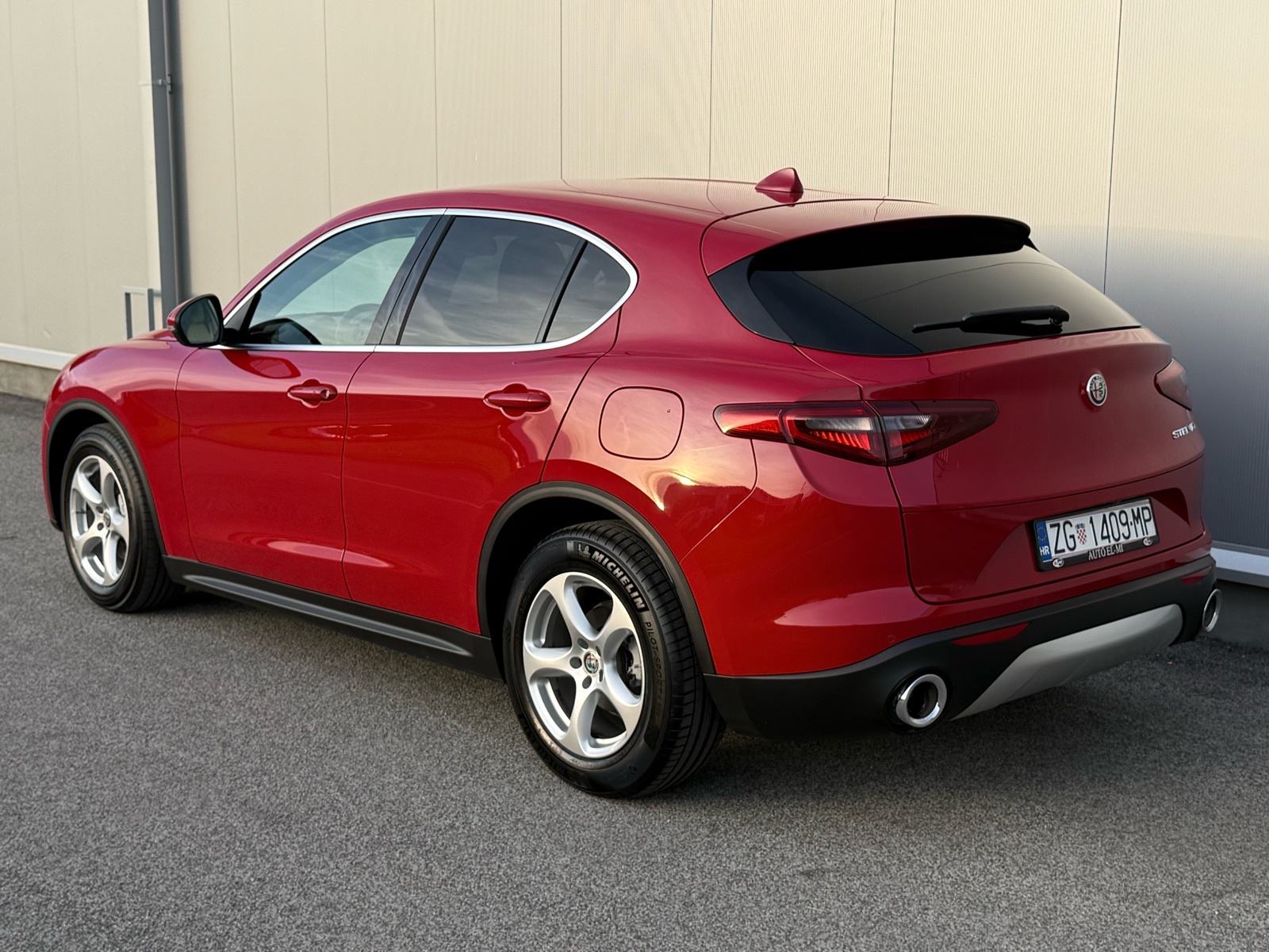 Alfa Romeo Stelvio 2.2 JTDM*AUTOMATIK*KAMERA*105.000km*V+M SERVIS*, fotografija 8