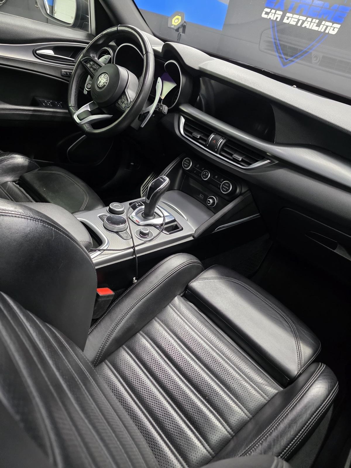 Alfa Romeo Stelvio 2,2 veloce Q4, fotografija 10