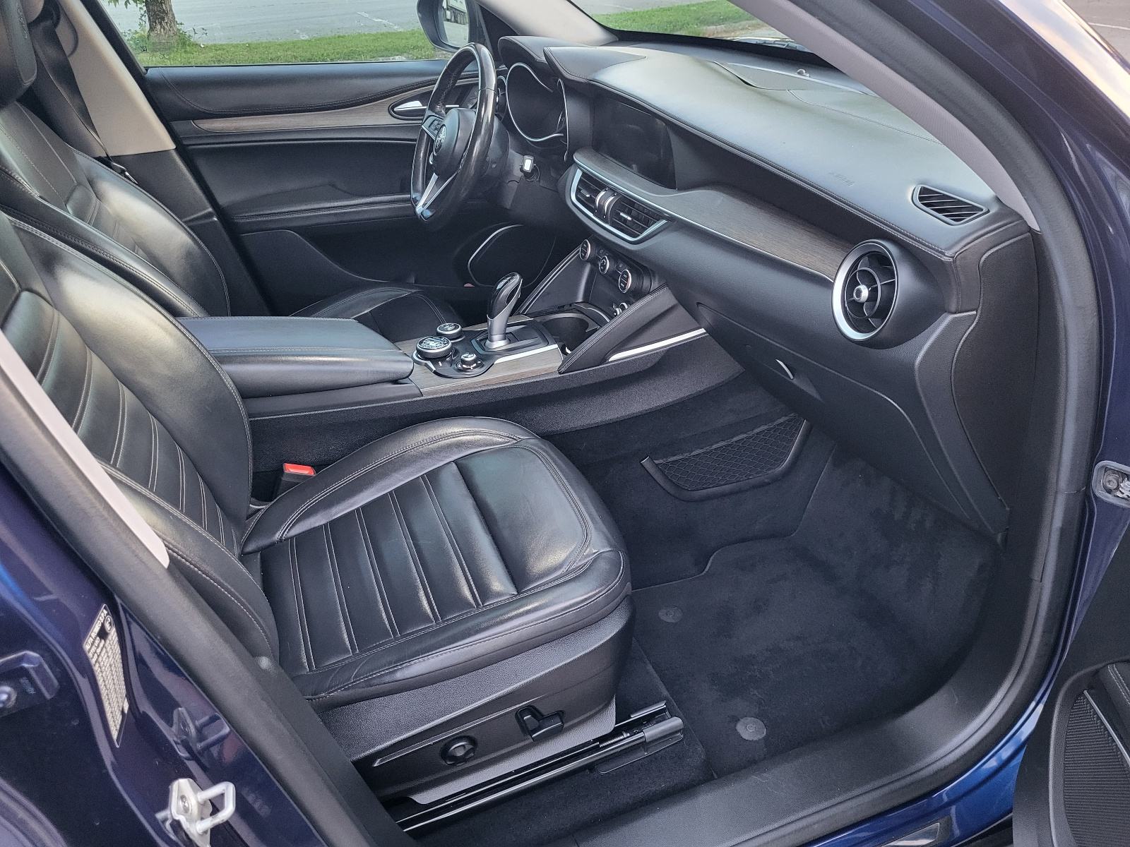 ALFA ROMEO STELVIO 2.2 JTDM AUTOMATIK, fotografija 10