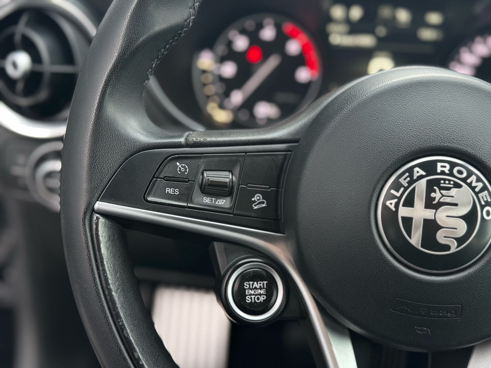 Alfa Romeo Stelvio 2,2 JTDm Q4 210ks -Koža•Veliki servis•Velika Navi, fotografija 18