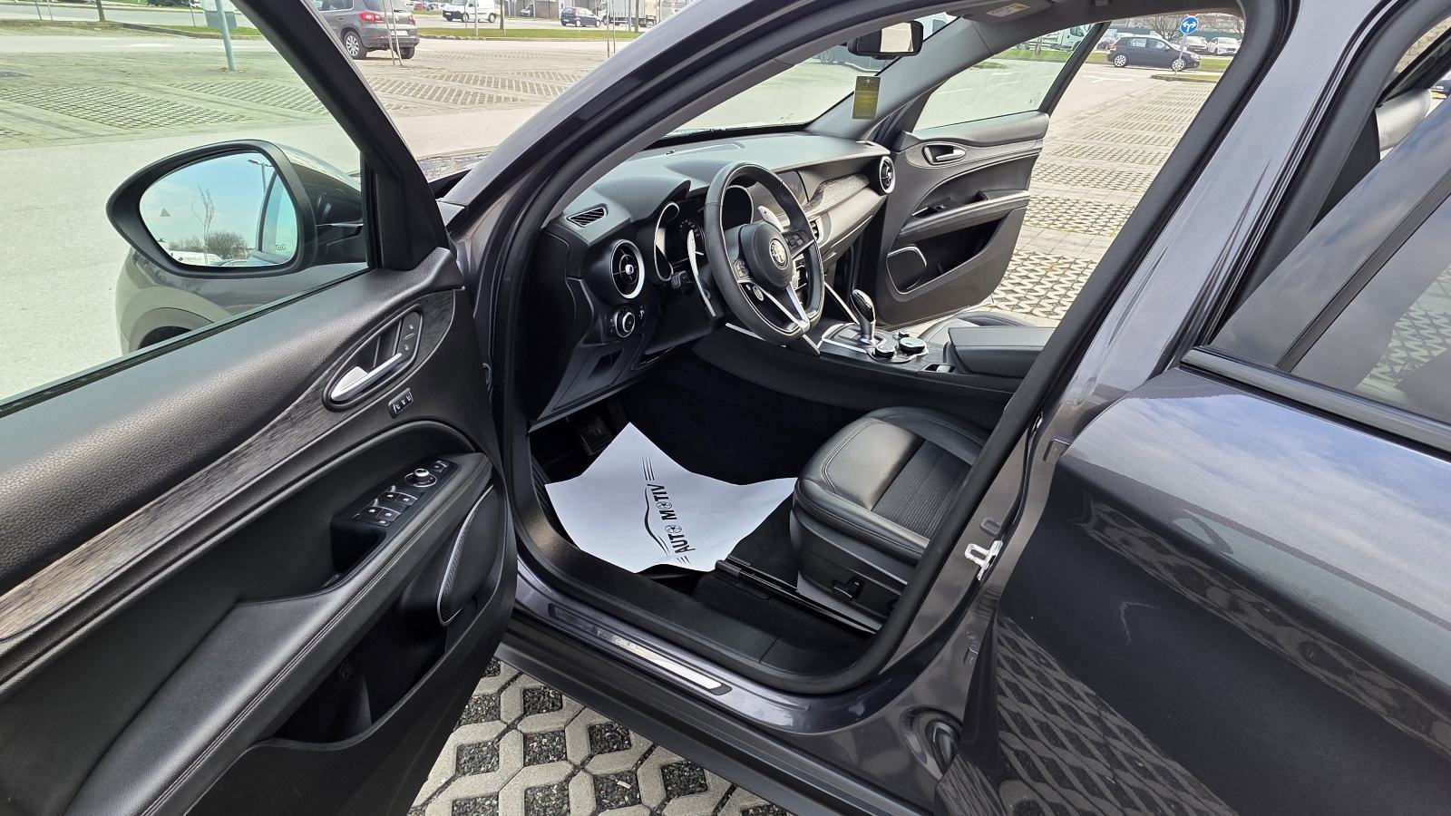 ALFA ROMEO STELVIO 2.2 JTDM Q4 B-TECH - BOGATA OPREMA-SUPER ATRAKTIVAN, fotografija 10