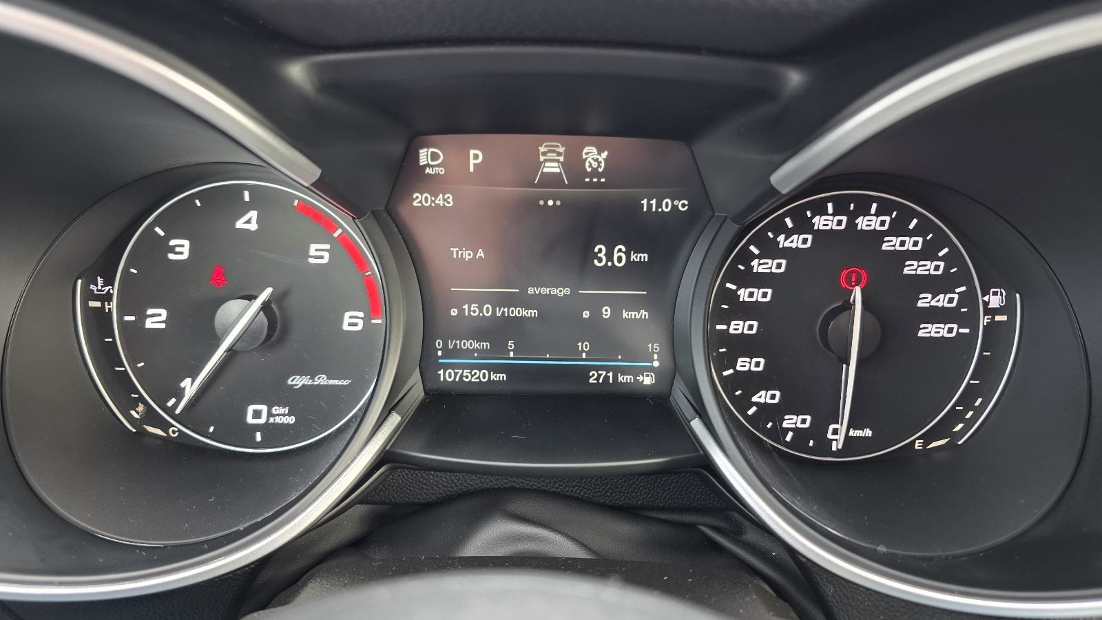 ALFA ROMEO STELVIO 2.2 JTDM Q4 B-TECH - BOGATA OPREMA-SUPER ATRAKTIVAN, fotografija 17