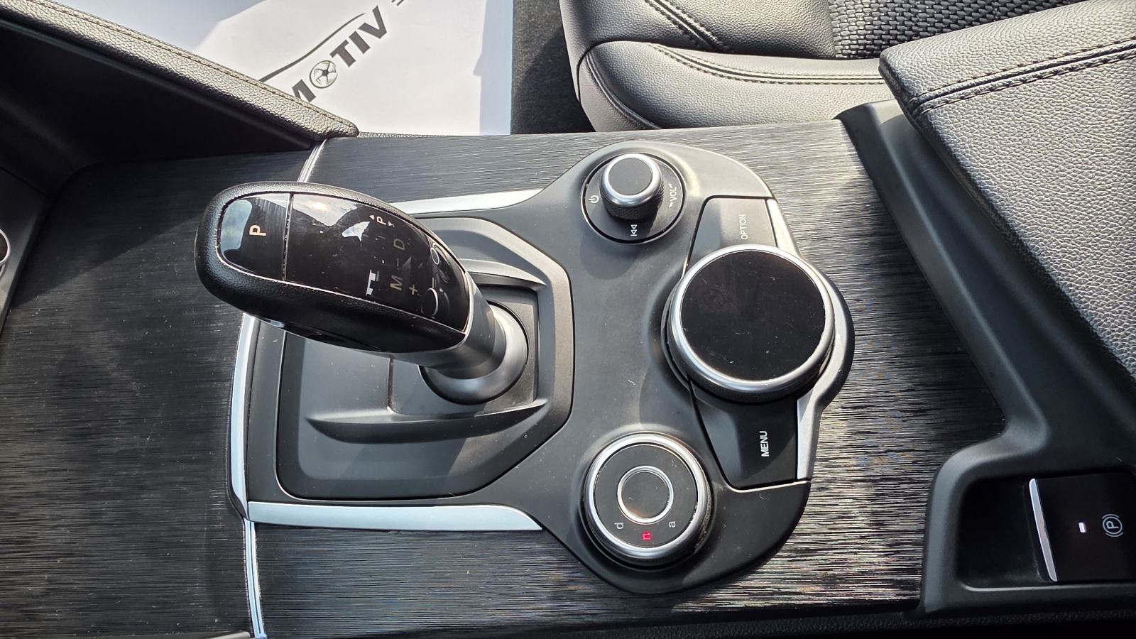 ALFA ROMEO STELVIO 2.2 JTDM Q4 B-TECH - BOGATA OPREMA-SUPER ATRAKTIVAN, fotografija 19