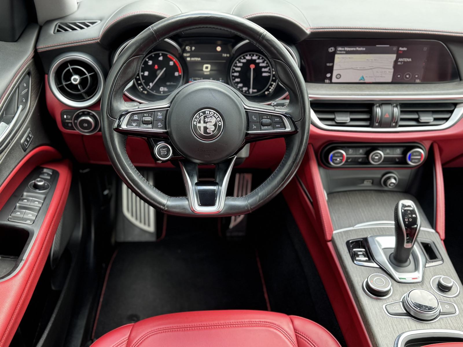 Alfa Romeo Stelvio 2,2 JTDm Veloce Ti-LEASING•Crvena koža•V. servis!, fotografija 15