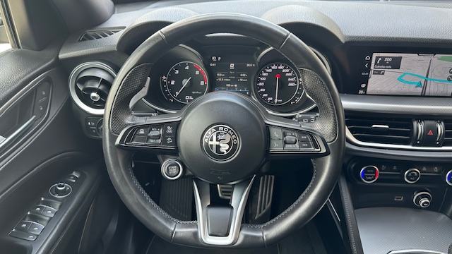Alfa Romeo Stelvio 2.2 M-Jet , Q4, 190KS, Veliki servis, U PDV u., fotografija 12
