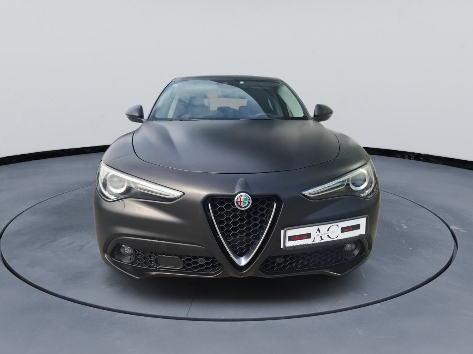 Alfa Romeo Stelvio 2,2 MJET Super, fotografija 1