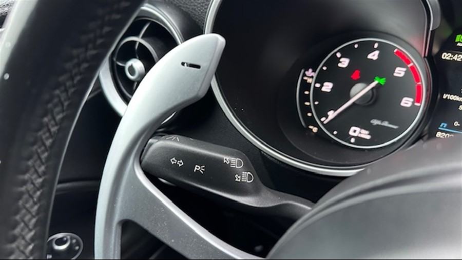 Alfa Romeo Stelvio 2.2 M-Jet , Q4, 190KS, Veliki servis, U PDV u., fotografija 13