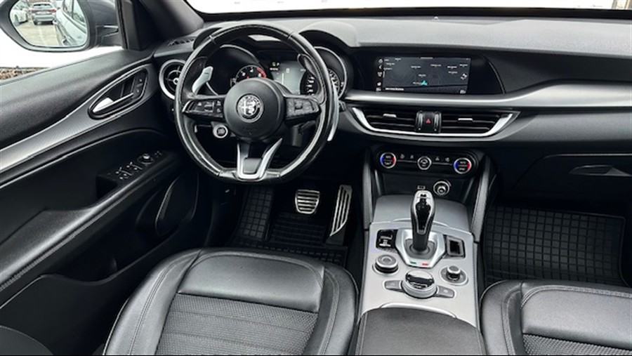 Alfa Romeo Stelvio 2.2 M-Jet , Q4, 190KS, Veliki servis, U PDV u., fotografija 10