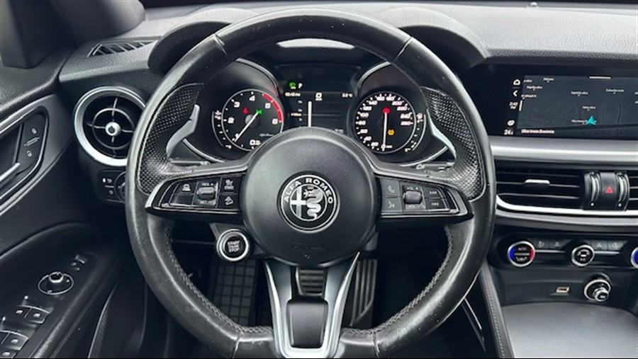 Alfa Romeo Stelvio 2.2 M-Jet , Q4, 190KS, Veliki servis, U PDV u., fotografija 11