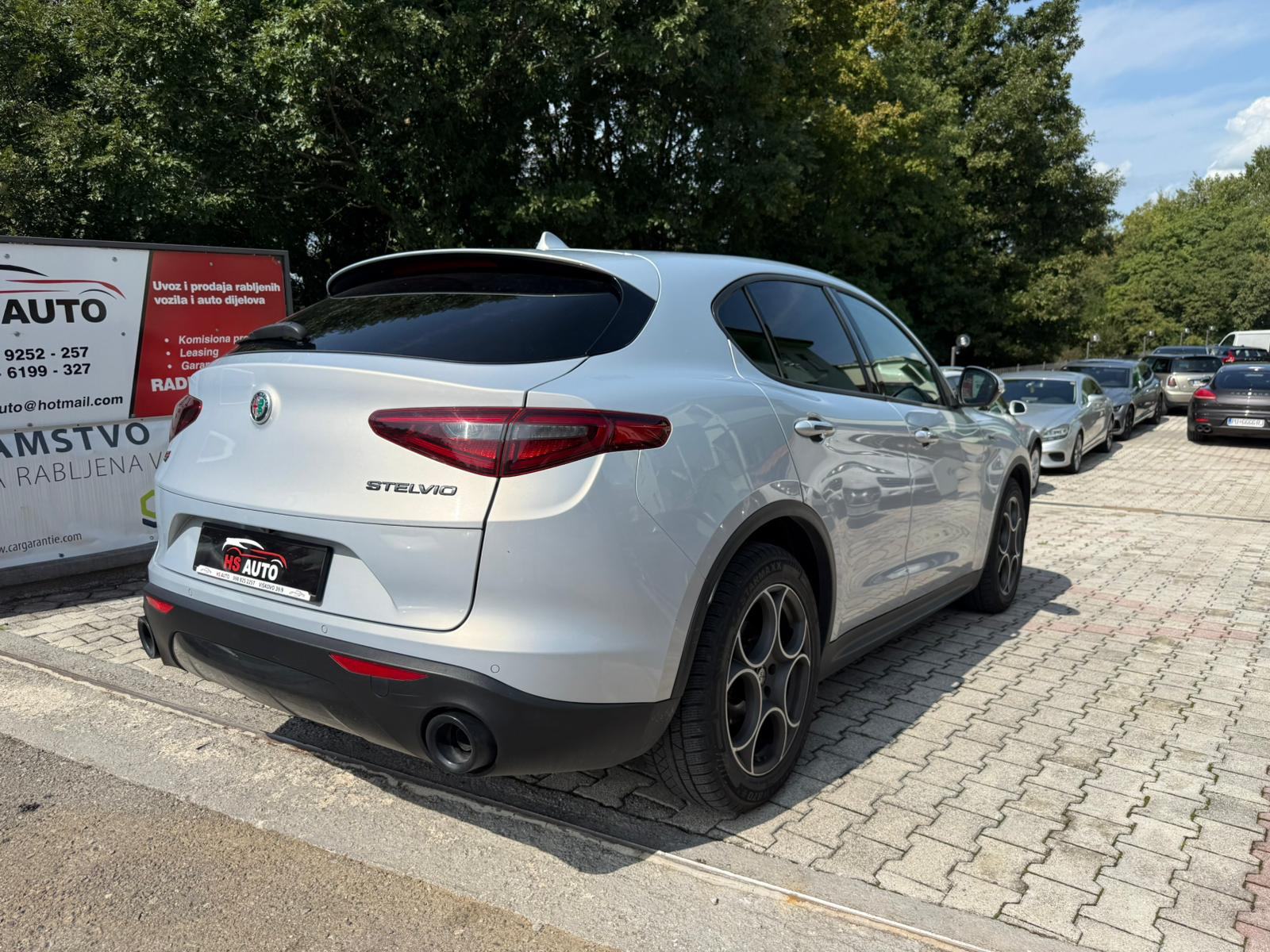Alfa Romeo Stelvio 2,2, fotografija 15