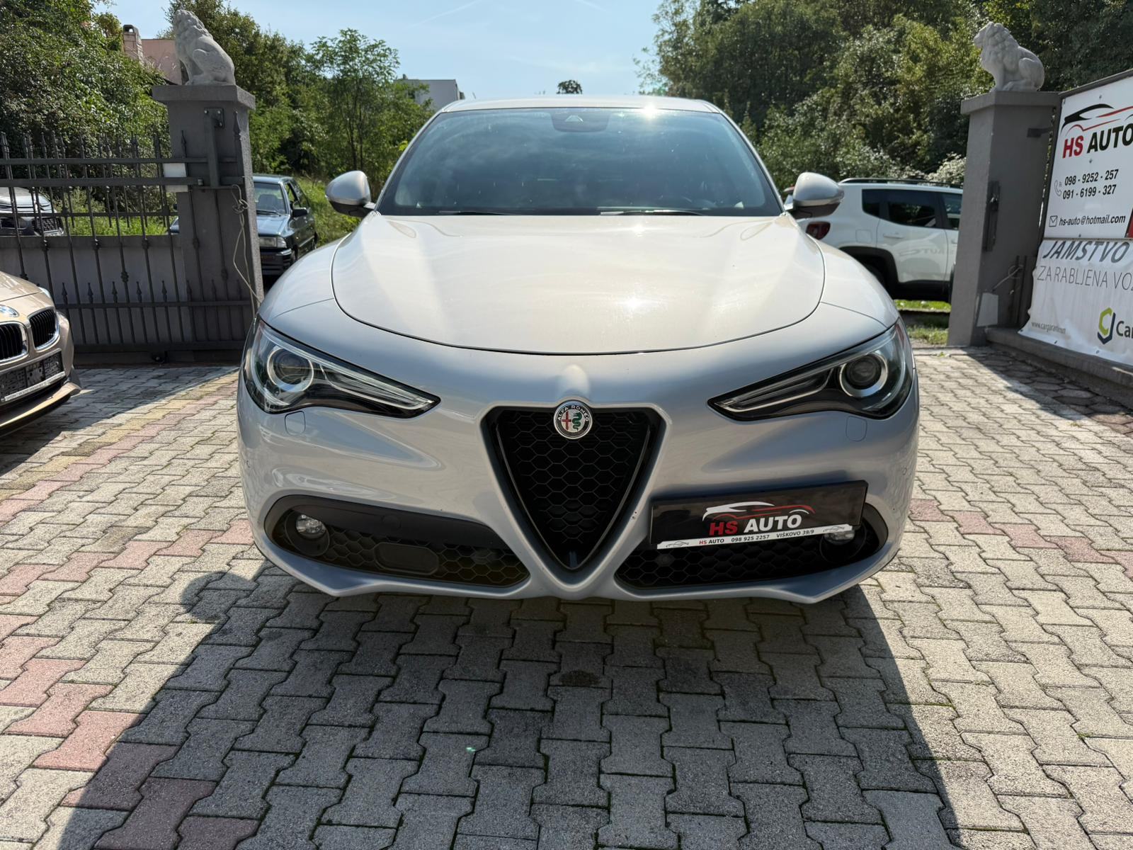 Alfa Romeo Stelvio 2,2, fotografija 6