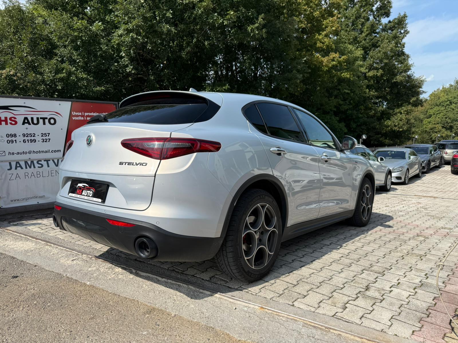 Alfa Romeo Stelvio 2,2, fotografija 14