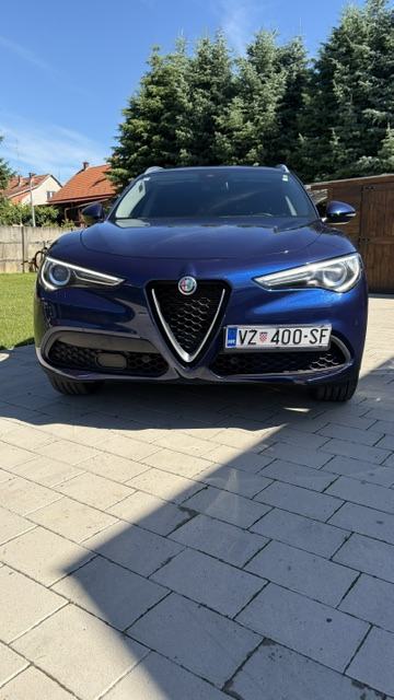 Alfa Romeo Stelvio 2,2, fotografija 3