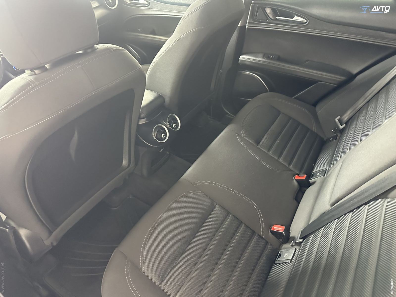 Alfa Romeo Stelvio 2,2 TURBO DIESEL 190CV AT8 Q4.ACC.KAMERA.LED.NAVI, fotografija 4