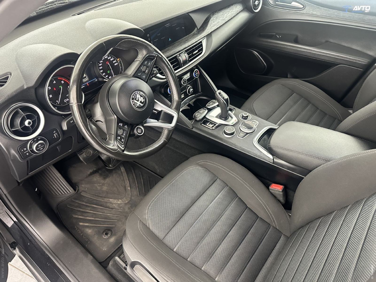 Alfa Romeo Stelvio 2,2 TURBO DIESEL 190CV AT8 Q4.ACC.KAMERA.LED.NAVI, fotografija 13