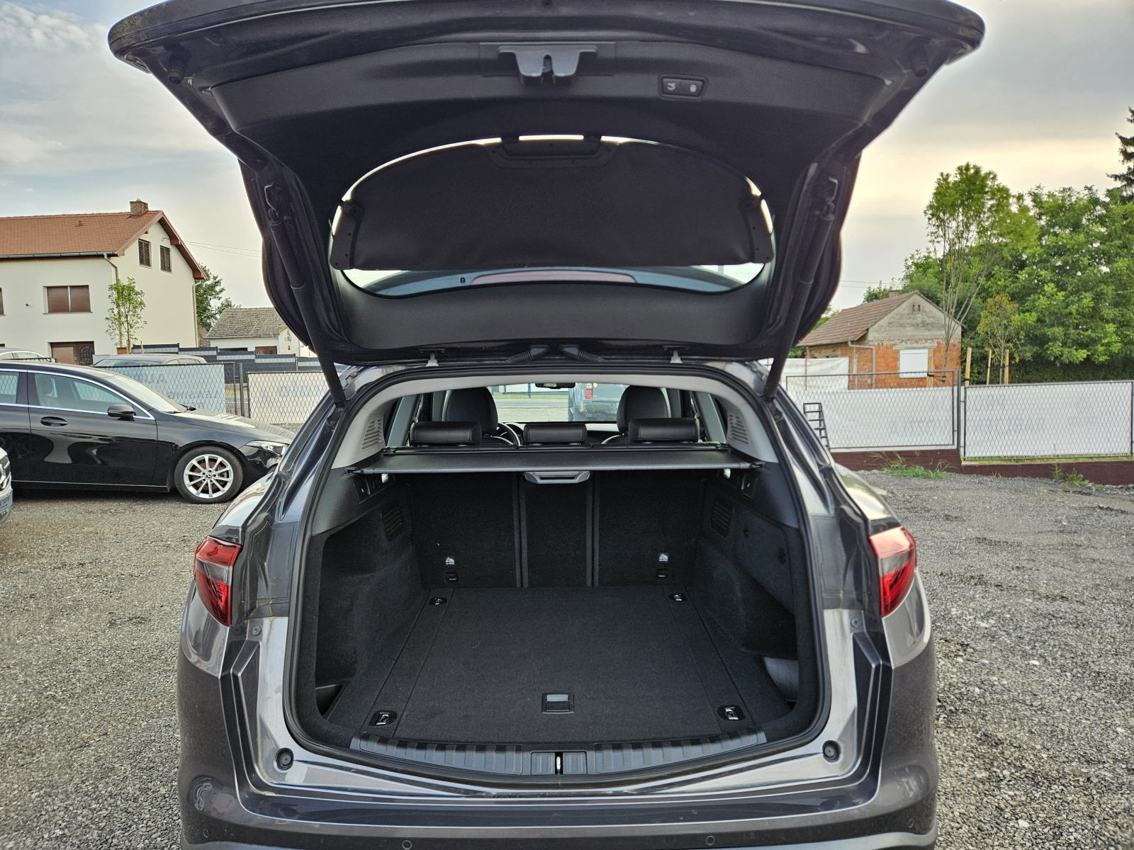 Alfa Romeo Stelvio 2,2D, ACC RADAR,LEASING BEZ UČEŠĆA I BEZ JAMACA, fotografija 5