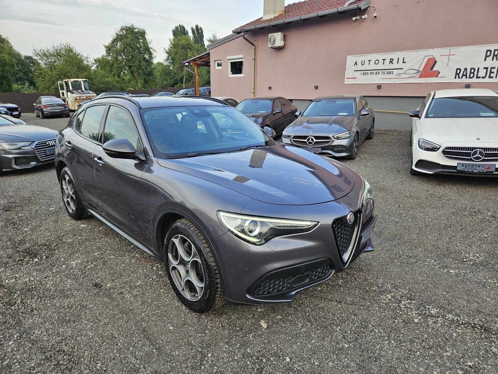 Alfa Romeo Stelvio 2,2D, ACC RADAR,LEASING BEZ UČEŠĆA I BEZ JAMACA, fotografija 9