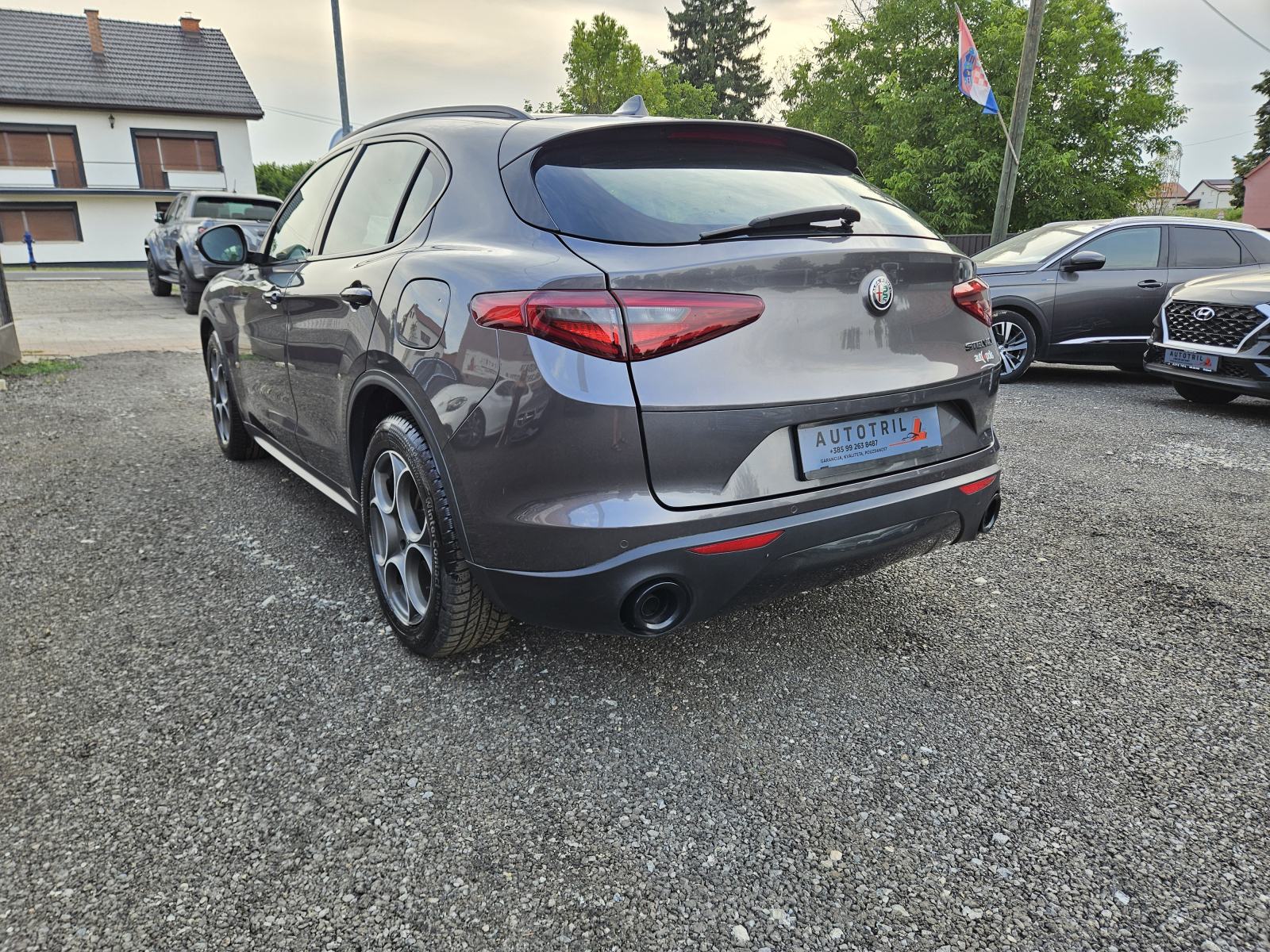 Alfa Romeo Stelvio 2,2D, ACC RADAR,LEASING BEZ UČEŠĆA I BEZ JAMACA, fotografija 4