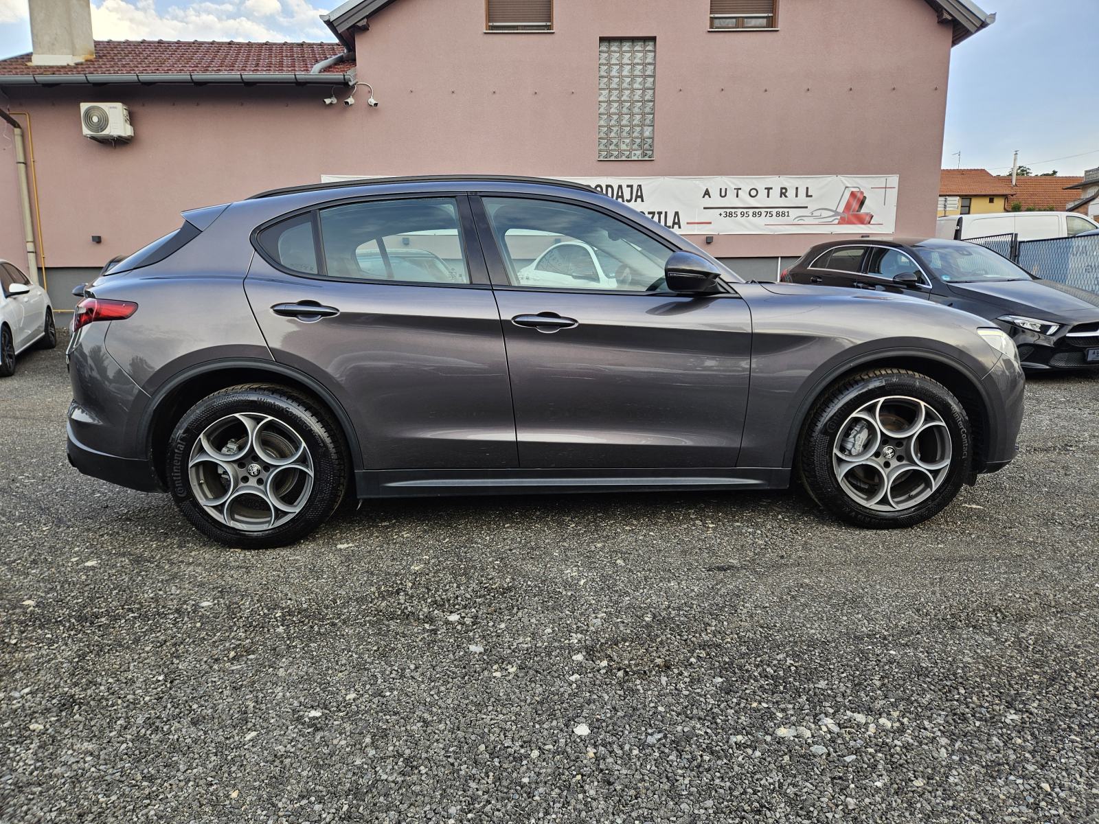 Alfa Romeo Stelvio 2,2D, ACC RADAR,LEASING BEZ UČEŠĆA I BEZ JAMACA, fotografija 8