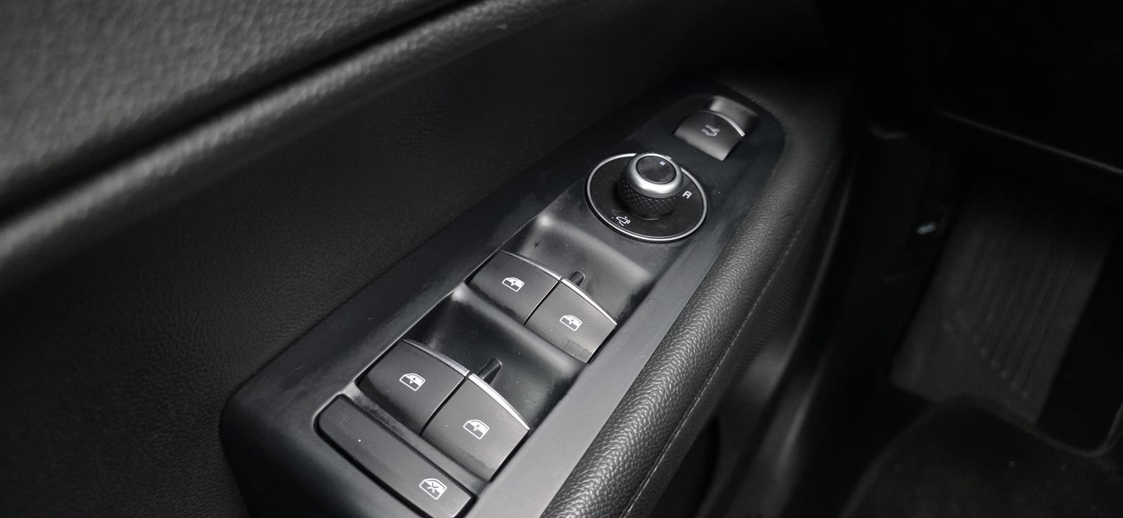 Alfa Romeo Stelvio 2,2D, 4X4, F1 AUT, BI-XENON, AUT, NAVI, REG 02/2O27, fotografija 11