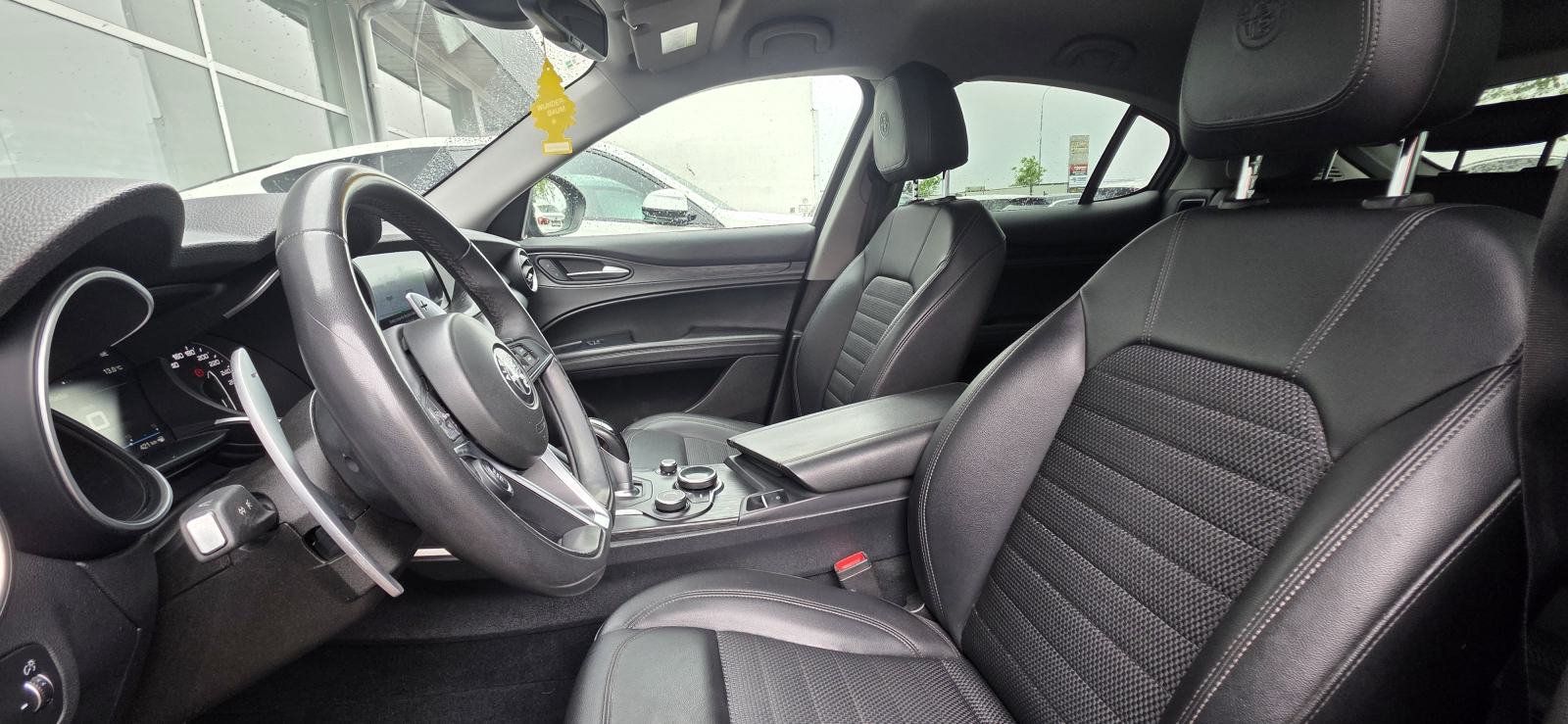 Alfa Romeo Stelvio 2,2D, 4X4, F1 AUT, BI-XENON, AUT, NAVI, REG 02/2O27, fotografija 13