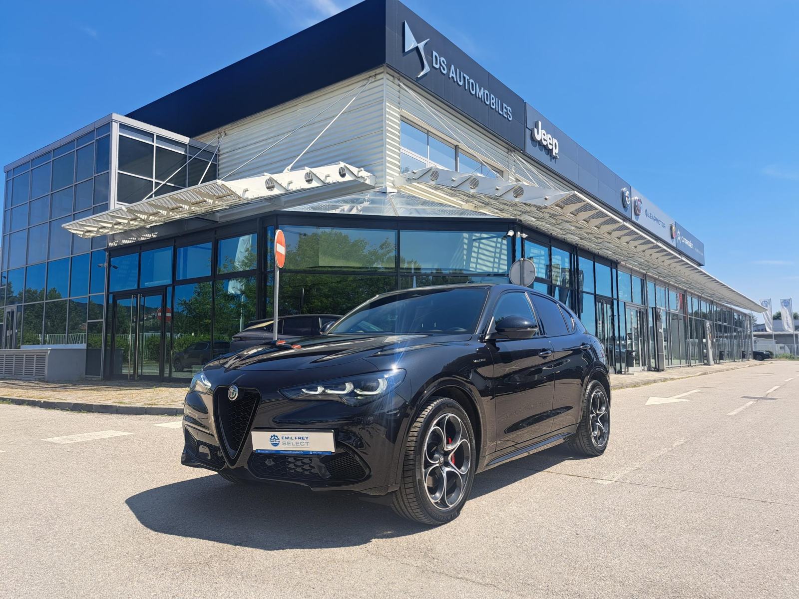 Alfa Romeo Stelvio Veloce 2.2 210 KS Q4, fotografija 1