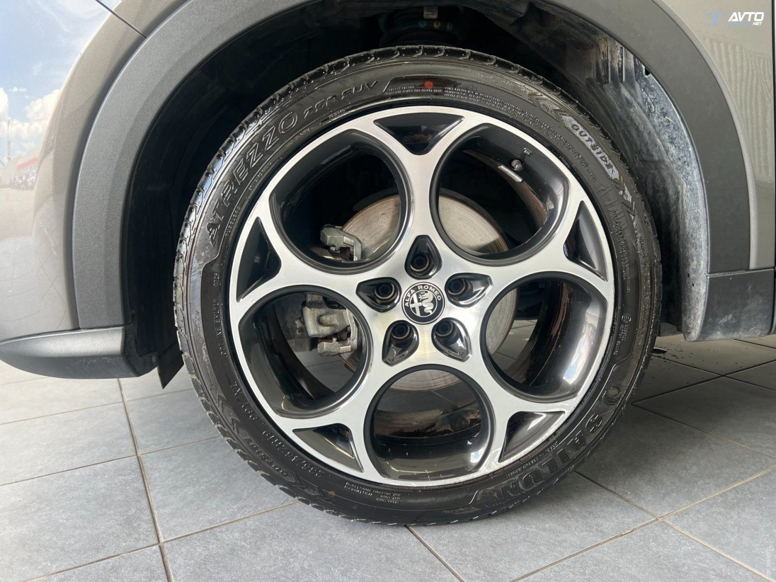 Alfa Romeo Tonale 1,5 Avt. KOŽA. LED. ACC. SAMO 74000, fotografija 3