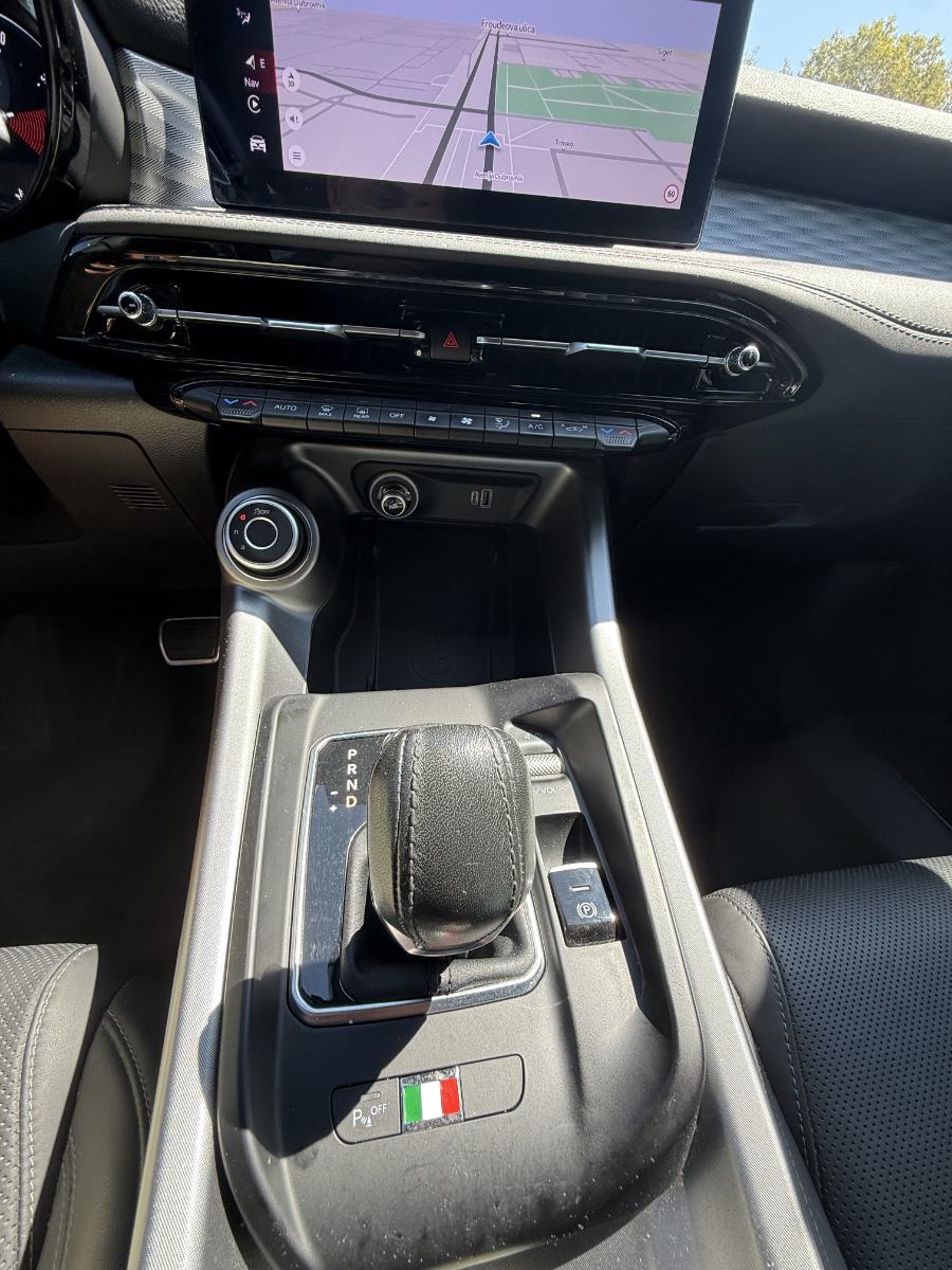 Alfa Romeo Tonale 1.5 mild hybrid Speciale 130cv tct7, fotografija 16