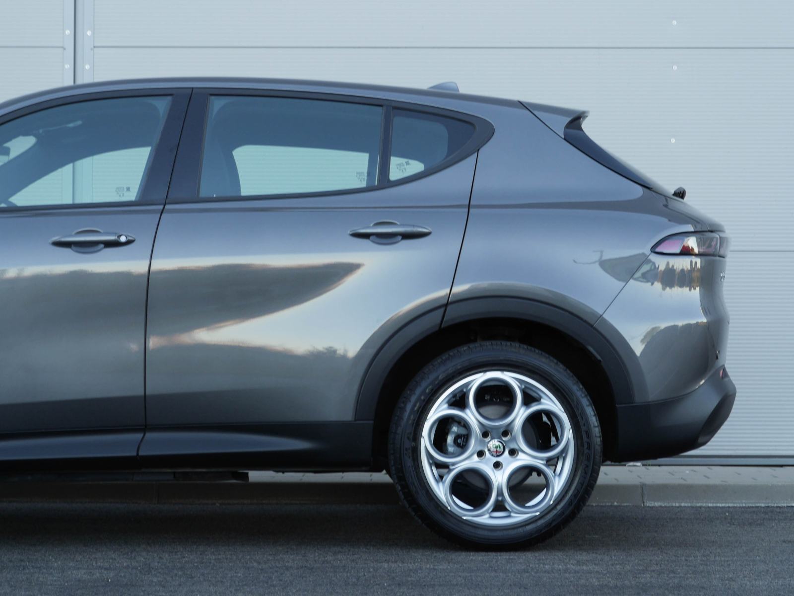 Alfa Romeo Tonale 1,5 Super ⭐2 godišnje rate, bez posredovanja banke⭐, fotografija 6