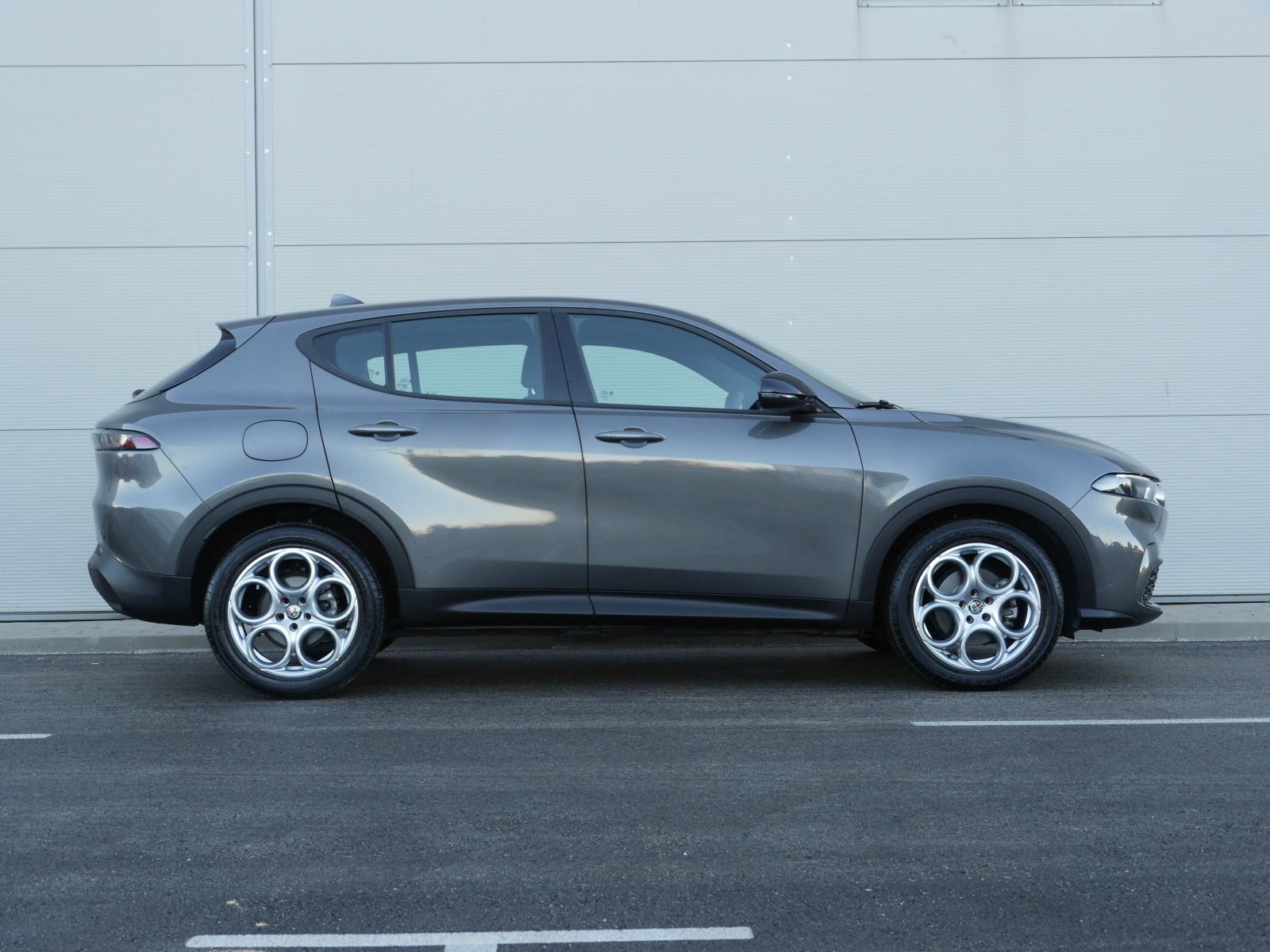 Alfa Romeo Tonale 1,5 Super ⭐2 godišnje rate, bez posredovanja banke⭐, fotografija 12