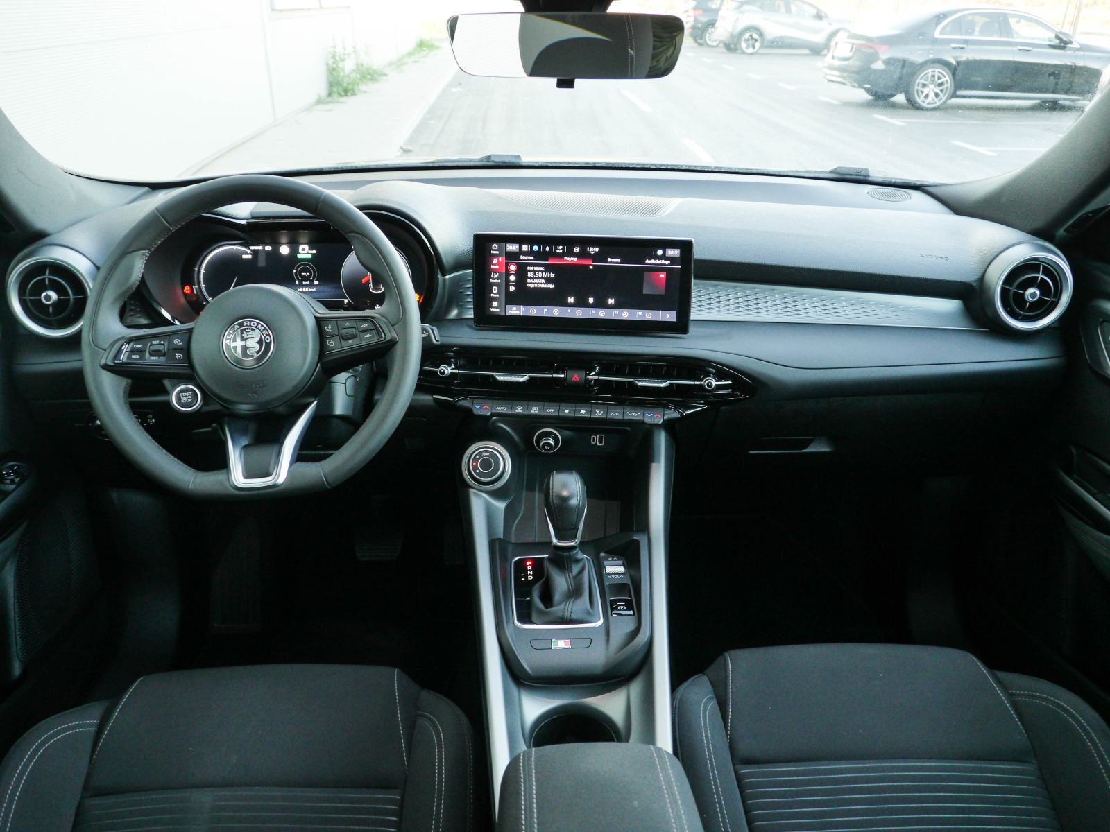 Alfa Romeo Tonale 1,5 Super ⭐2 godišnje rate, bez posredovanja banke⭐, fotografija 18