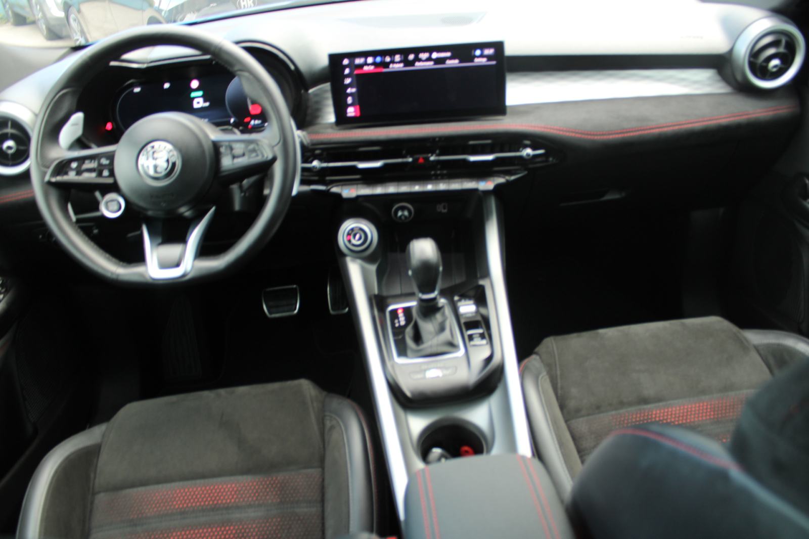 Alfa Romeo Tonale Plug in Hybrid Q4 Veloce 280ks automatik, fotografija 13
