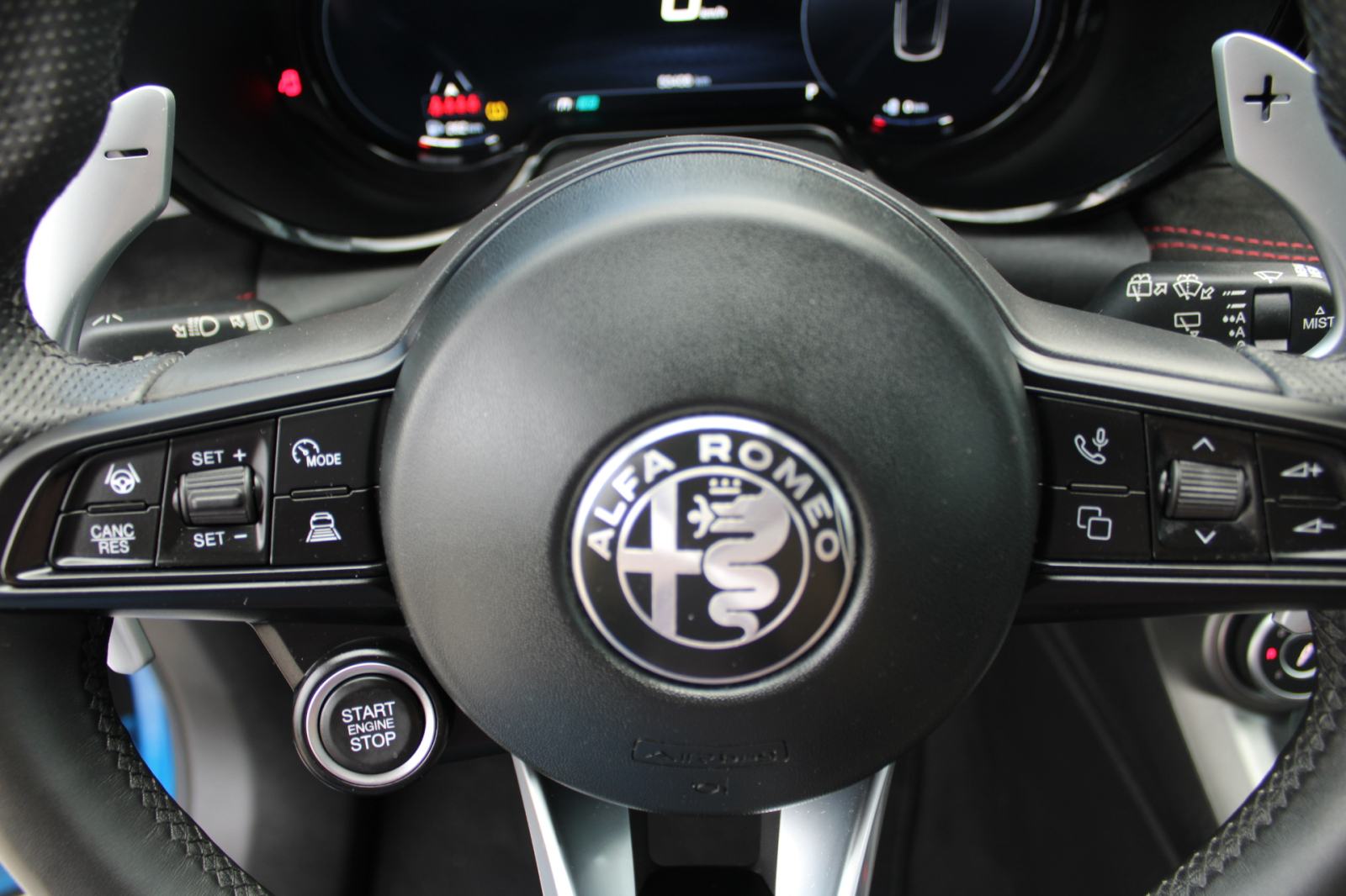 Alfa Romeo Tonale Plug in Hybrid Q4 Veloce 280ks automatik, fotografija 14