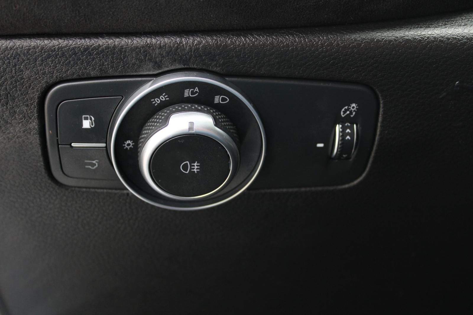 Alfa Romeo Tonale Plug in Hybrid Q4 Veloce 280ks automatik, fotografija 17