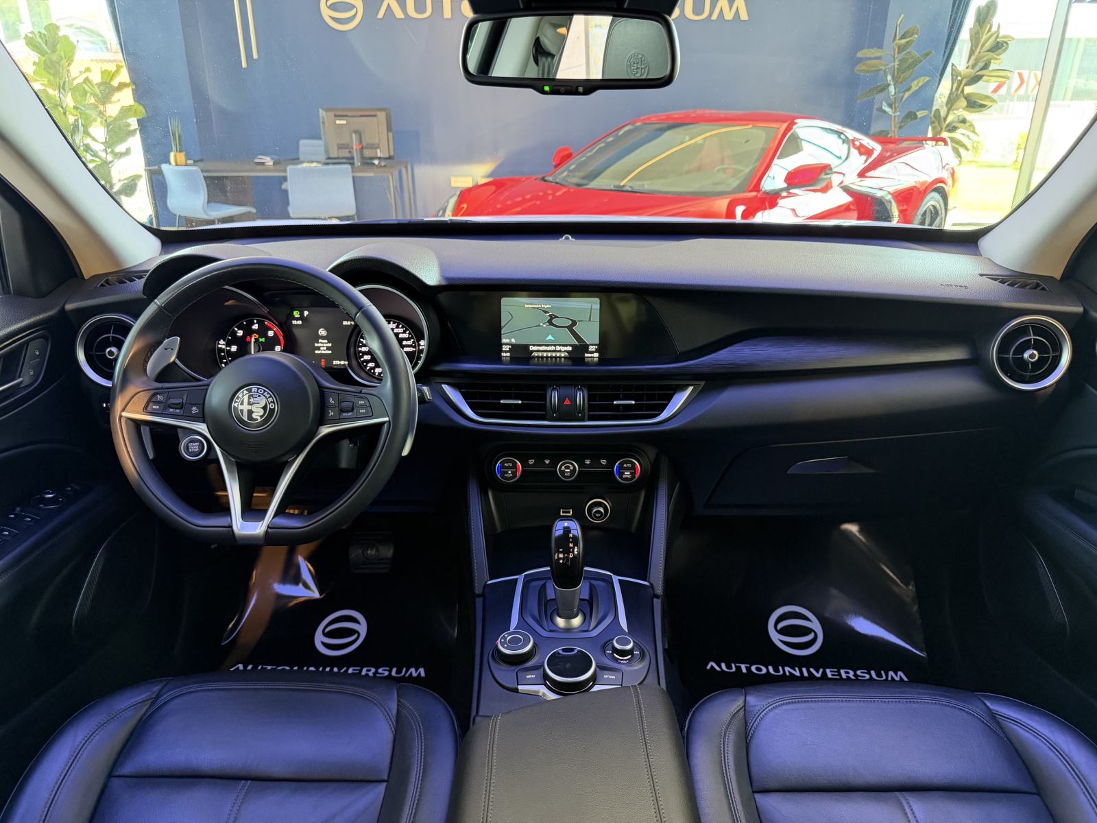 Alfa Stelvio 2.2 JTDM Automatic - alu 19', navigacija, koža, park. kam, fotografija 8