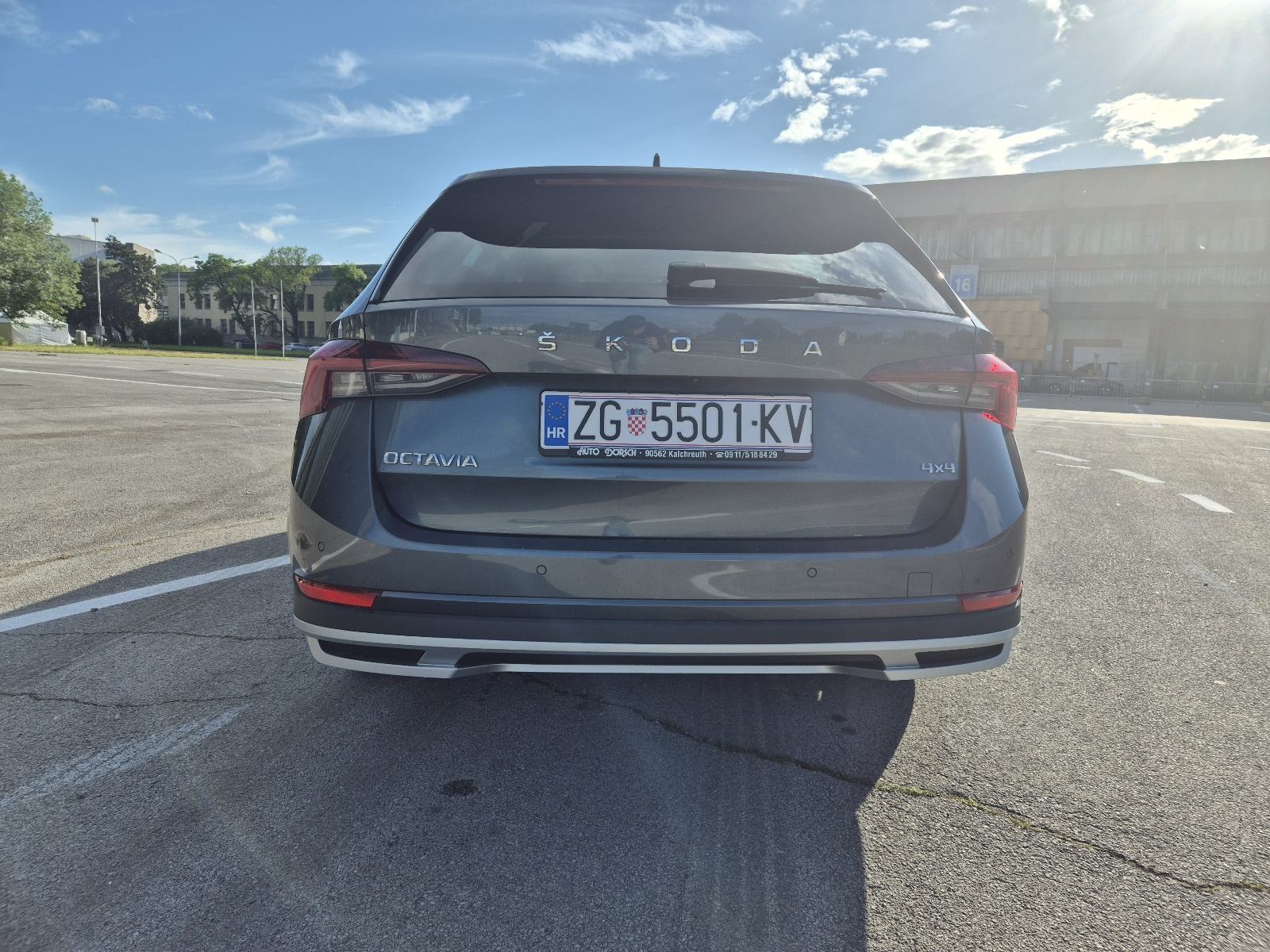 Allroad Octavia Scout 4x4 200KS 2.0 TDI Automatik Matrix U PDVu, fotografija 6