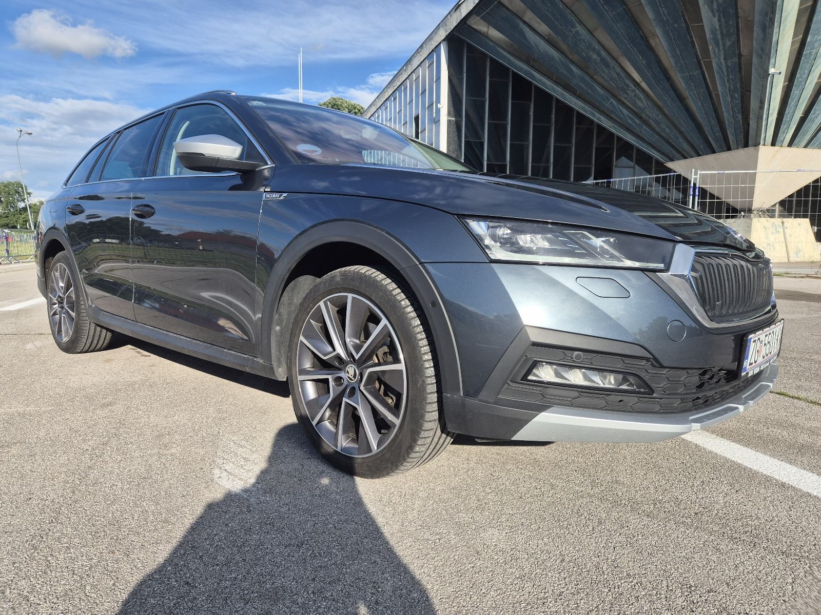 Allroad Octavia Scout 4x4 200KS 2.0 TDI Automatik Matrix U PDVu, fotografija 19